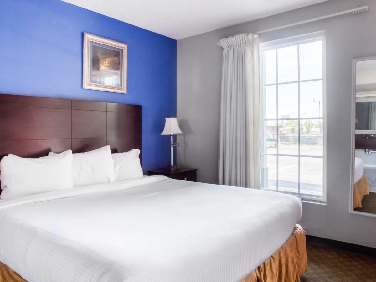 Oyo Hotel Augusta Downtown 外观 照片