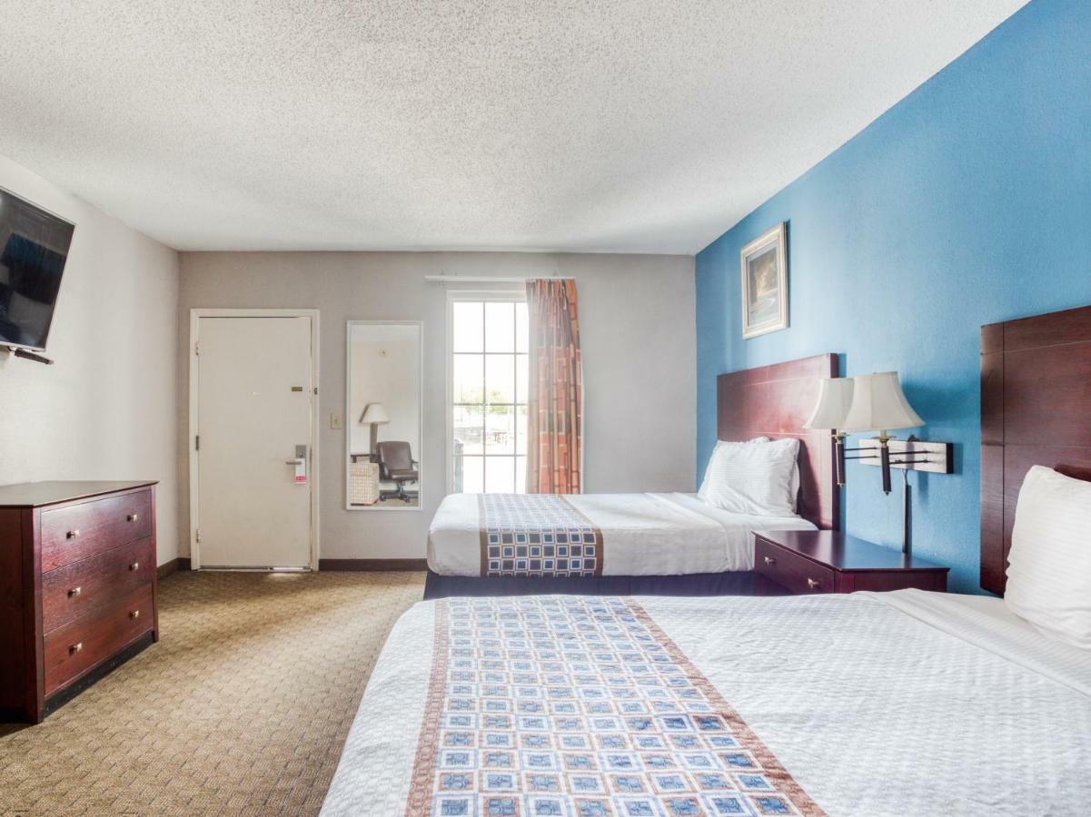 Oyo Hotel Augusta Downtown 客房 照片